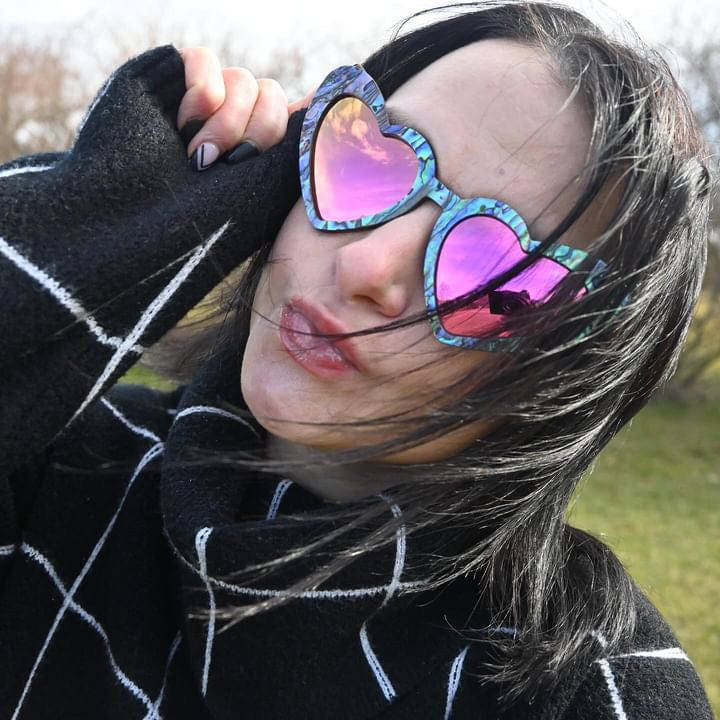 Sweetheart - Wood Sunglasses